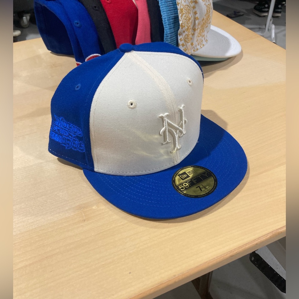 Blue and White Mets New Era Fitted 7 1/8 With Patch New with Tags